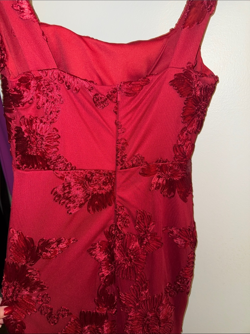 Maroon Floral Lace Prom Gown - Women - Picture 4 of 5